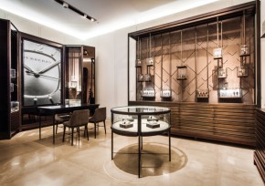 burberry shanghai store photos 013