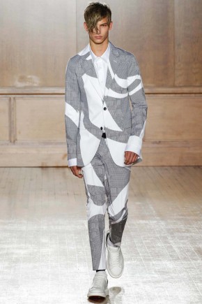 Alexander McQueen Spring Summer 2015 London Collections Men 016