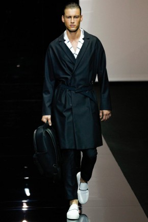 Emporio Armani Men Spring Summer 2015 Milan Fashion Week 010