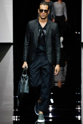 Emporio Armani Men Spring Summer 2015 Milan Fashion Week 027