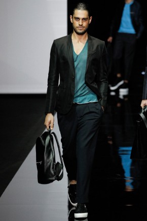 Emporio Armani Men Spring Summer 2015 Milan Fashion Week 031