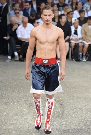 Moncler Gamme Bleu Spring Summer 2015 Milan Fashion Week 001