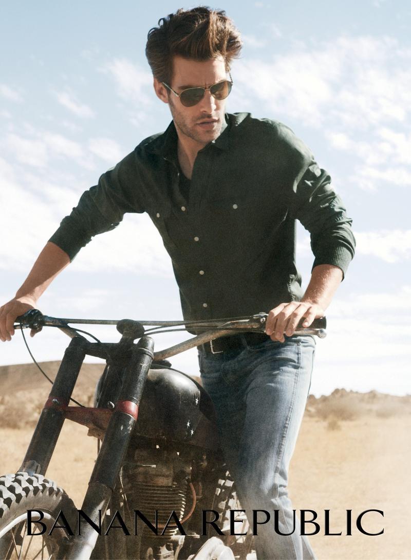 Jon Kortajarena Banana Republic Spring Summer 2015 Campaign 001