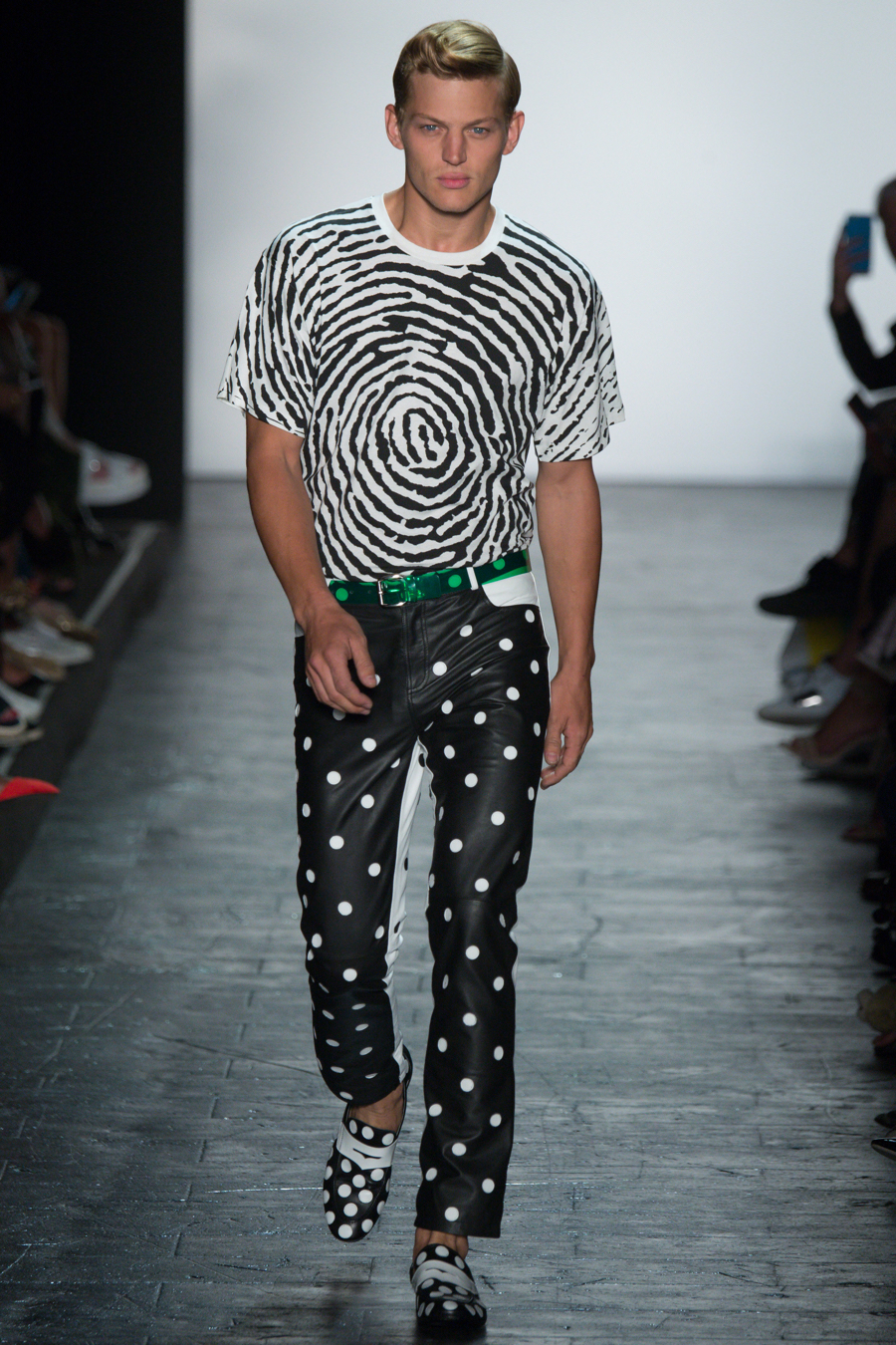 Jeremy Scott Spring Summer 2016 Menswear Collection New York Fashion Week 002