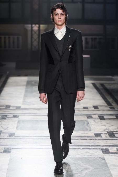 Alexander McQueen 2016 Fall Winter Mens Collection 006