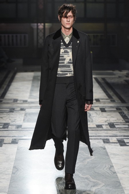 Alexander McQueen 2016 Fall Winter Mens Collection 014