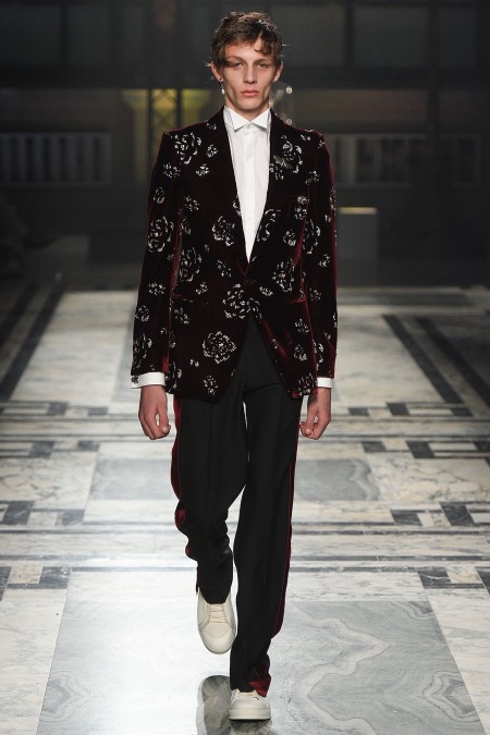 Alexander McQueen 2016 Fall Winter Mens Collection 030