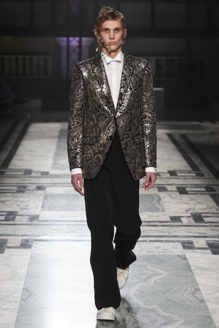 Alexander McQueen 2016 Fall Winter Mens Collection 031