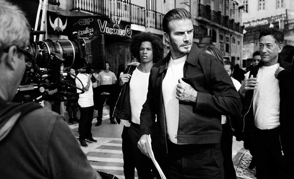 David Beckham 2016 HM Modern Essentials Spring Summer Black White Photos 001