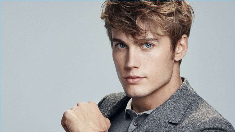 Social media influencer Neels Visser stars in Daniel Wellington's #MyClassic campaign.