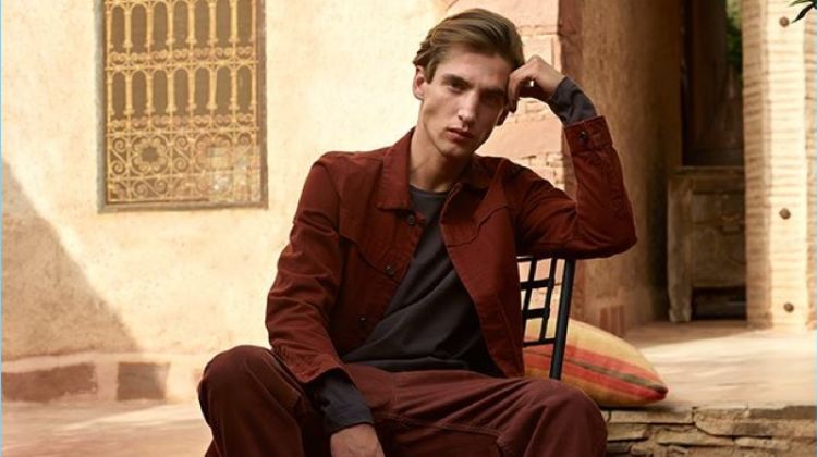 Anatol Modzelewski stars in Gino Rossi's fall-winter 2018 campaign.