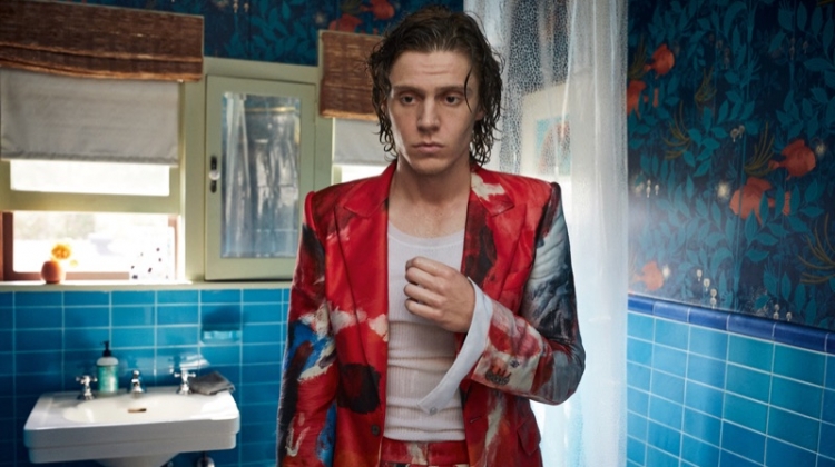 Evan Peters 2019 Esquire Singapore 010