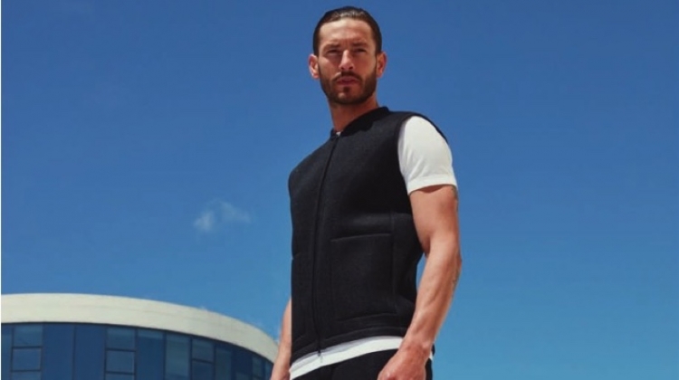 Parker Gregory sports a sleek look from Falke's spring-summer 2020 collection.