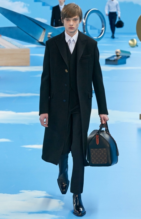 Louis Vuitton Fall Winter 2020 Mens Collection Runway 005