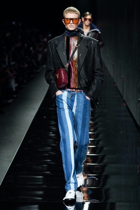 Versace Fall Winter 2020 Mens Collection Runway 020