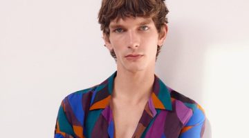 Erik van Gils sports a Mango geometric-print bowling shirt.