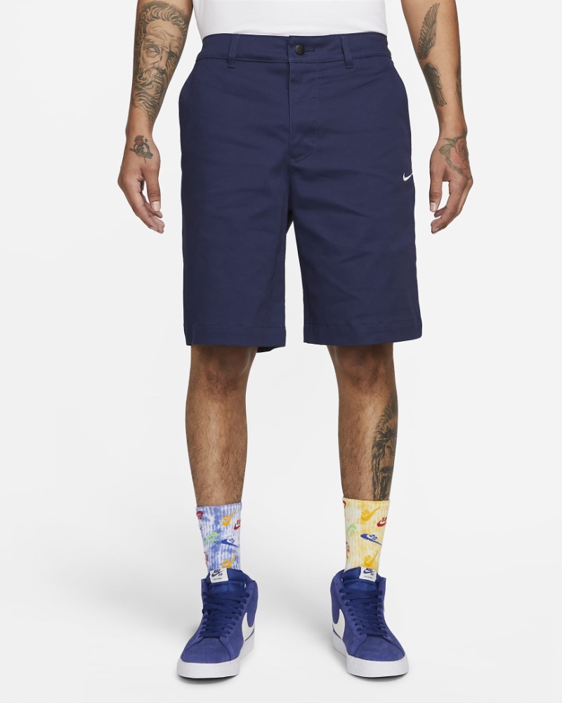 Skater Style Above-the-Knee Chino Skate Shorts Nike SB