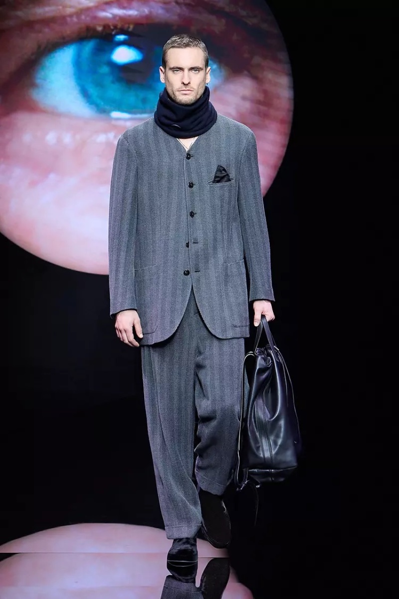 Giorgio Armani Fall Winter 2024 Collection Men 024