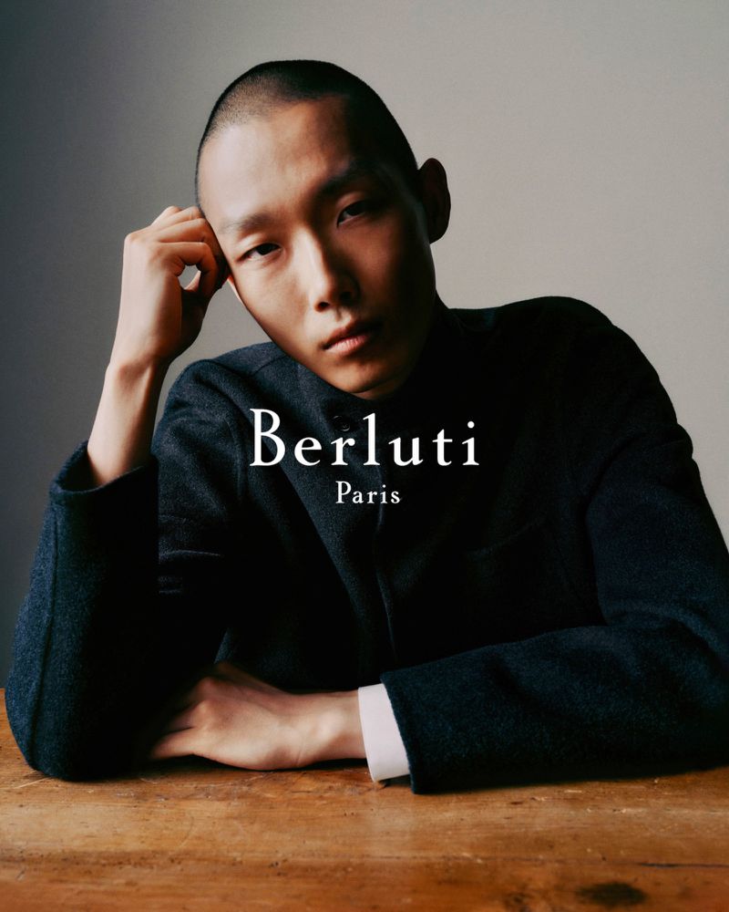 Sitting for a portrait, Xu Meen fronts Berluti’s fall-winter 2024 campaign.